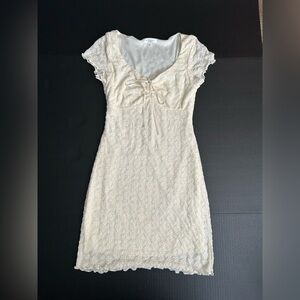 Y2K Kirious size S Elegant Cream Lace Dress used Excellent condition